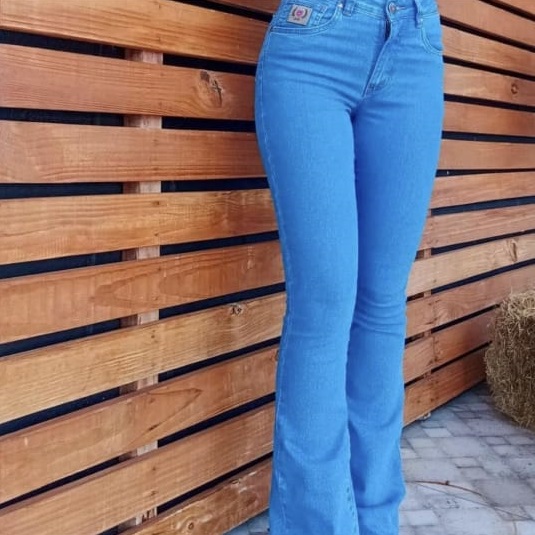 Calça Flare Feminina Jeans Claro Lavado - Venda de Coisas