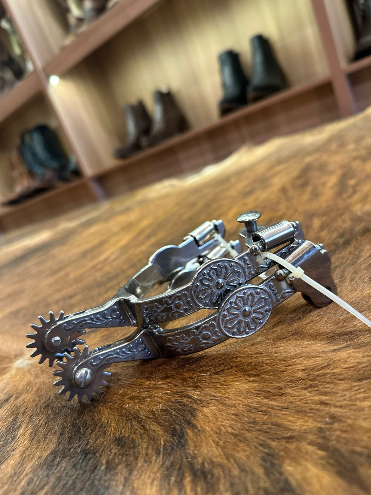 Espora Cão Médio Vinagre Cód. 5680