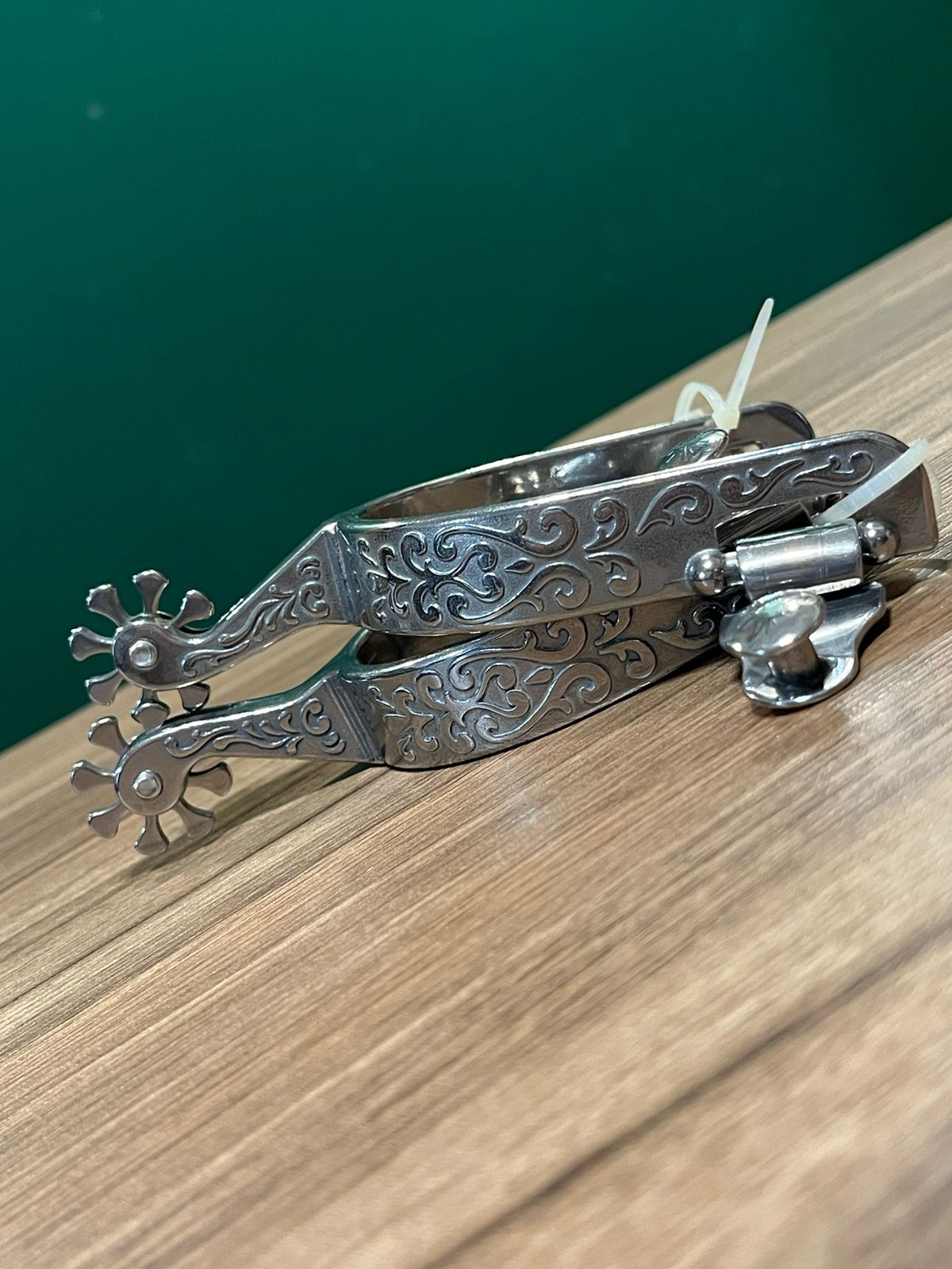 Espora Cão Bordado Vinagre Cód. 5778