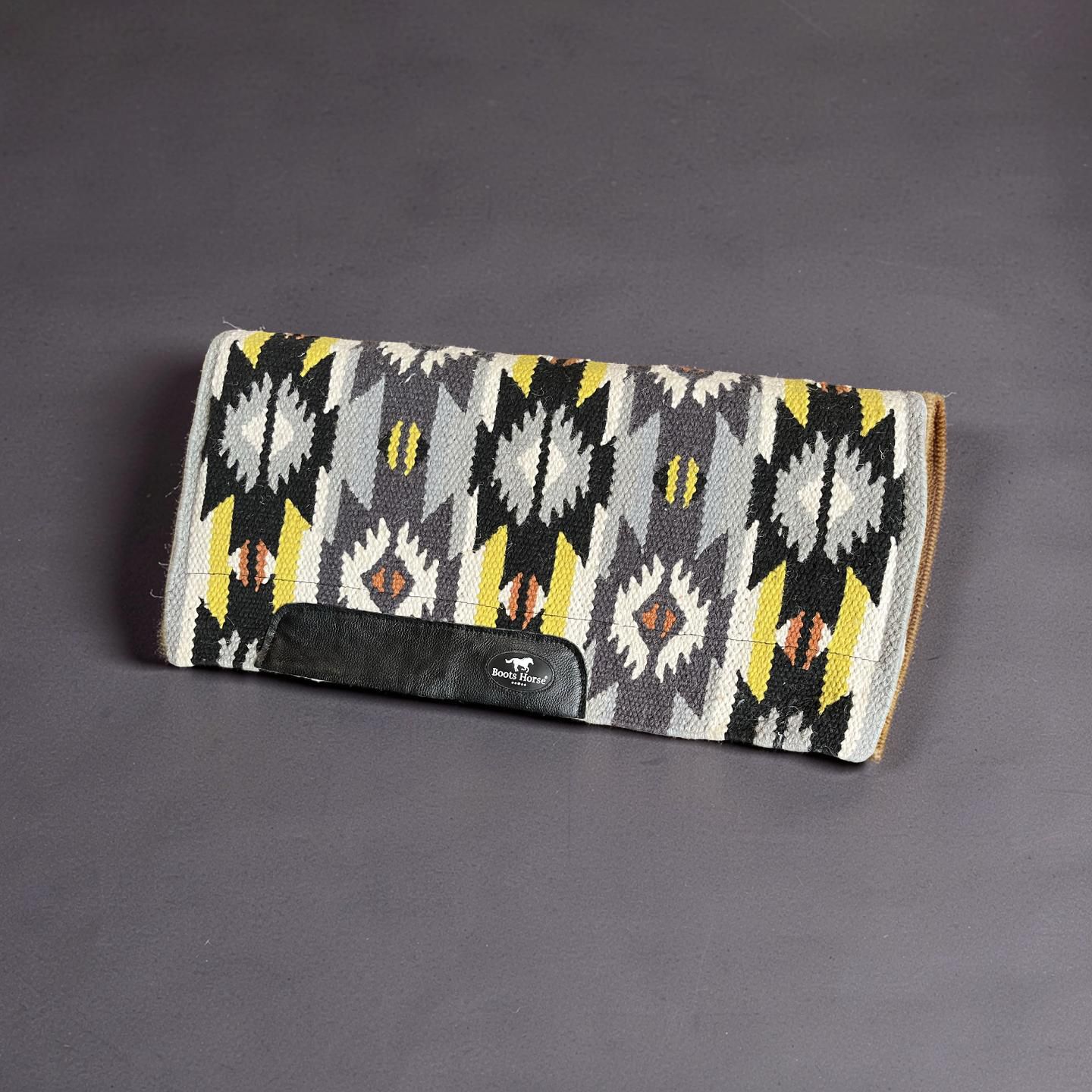 Manta Navajo Tambor 30x32 Cinza/Preto/Amarelo Cód. 1801