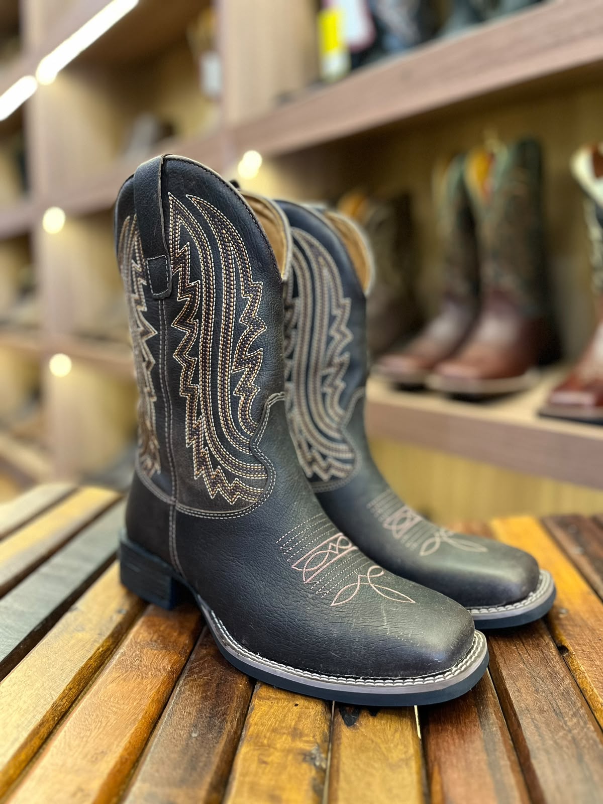 Bota Masculina 180 Café Bufalo Vilela