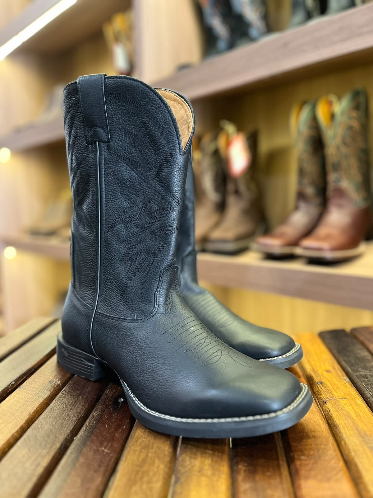 Bota Masculina 223001-CF Goyazes Preto